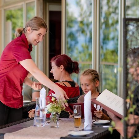 Hotel Viktor Viktorsberg Екстериор снимка